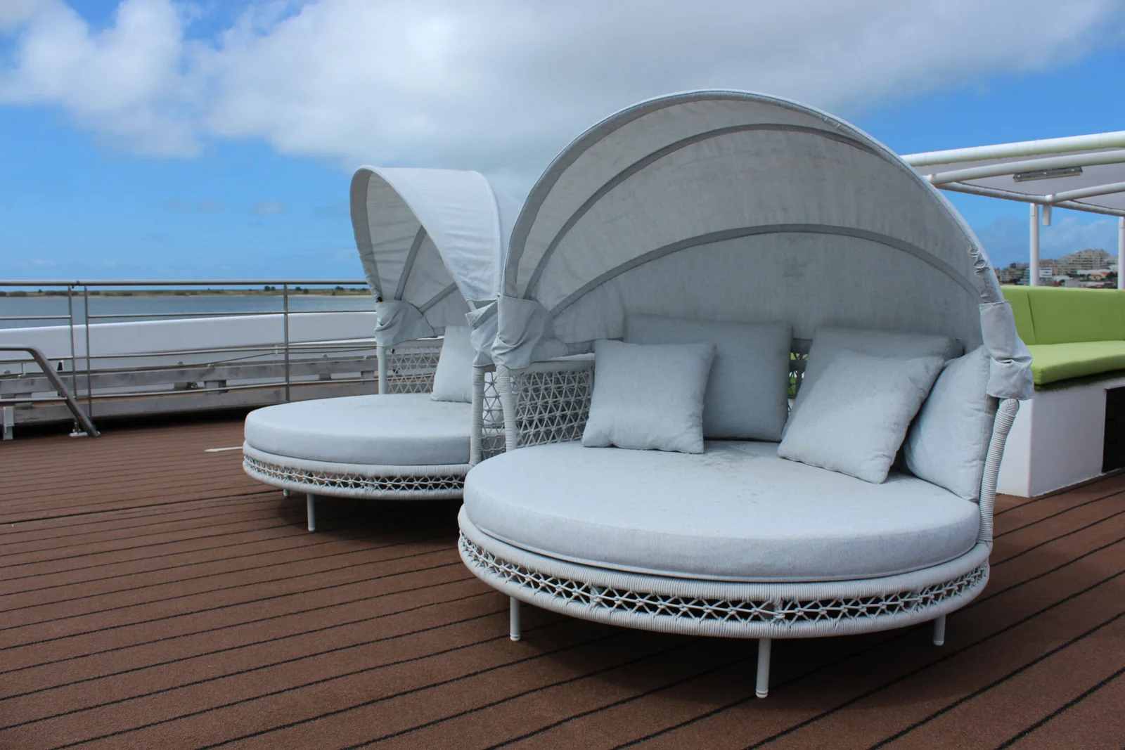 Douro-Solarium-details-scaled