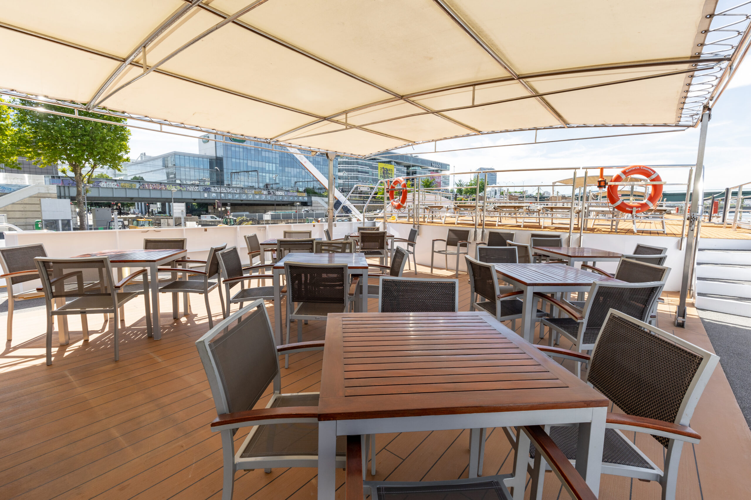 Monarch Countess_Sun Deck (6)