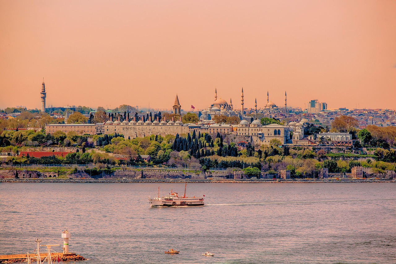 topkapi-palace-museum-7353338_1280